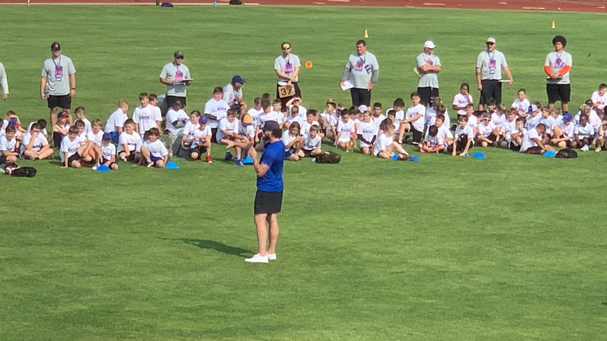 MarkEasy123's tweet photo. Day 1 - Dawson Knox football training camp is on point! Every kid and there brother doing big things hosted by Dawson Knox and sponsors
⁦@dawson_knox⁩ https://t.co/aUhwzRpBzy