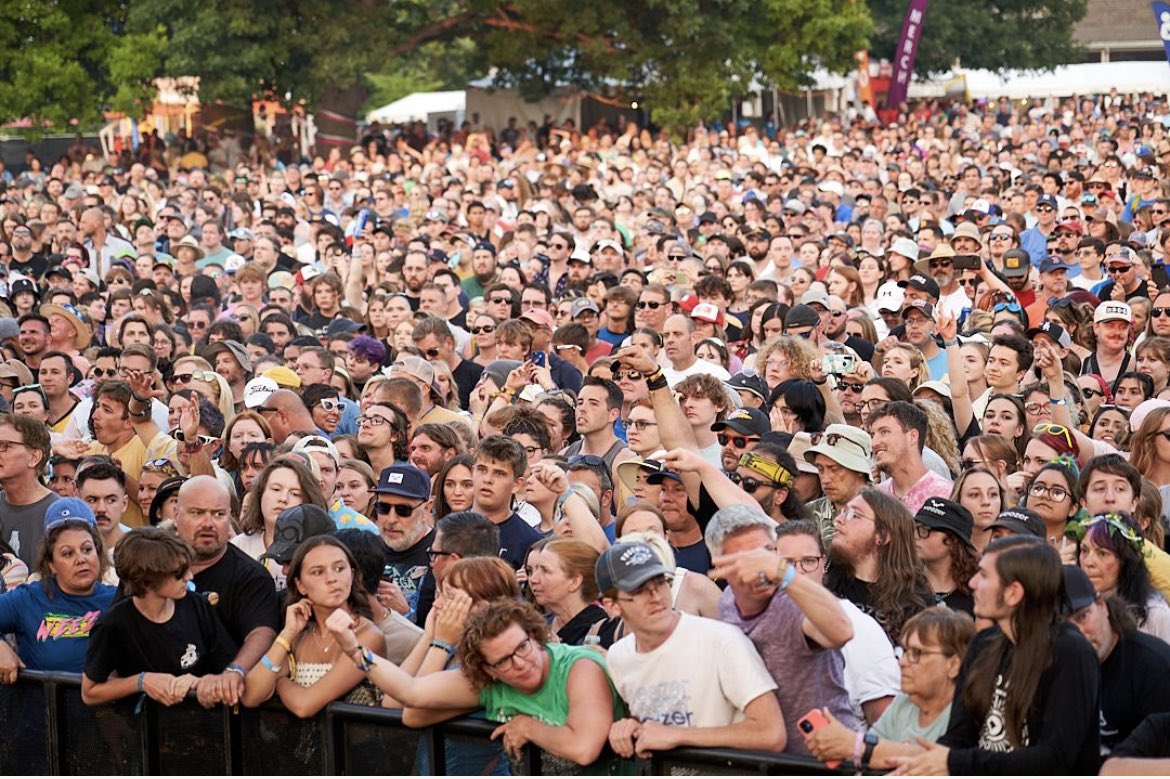 We invite you to spend your Father’s Day with us in @garfieldparkindy seeing live performances by <a href="/jasonisbell/">jason's old account</a> <a href="/teganandsara/">Tegan and Sara</a> <a href="/michaelfranti/">Michael Franti</a> @amnthewilderness <a href="/realmarcusking/">Marcus King</a> + more. Gates open at 12:30pm, music goes 1:00p-10:00p.

For tickets wonderroadfest.com or at gate.