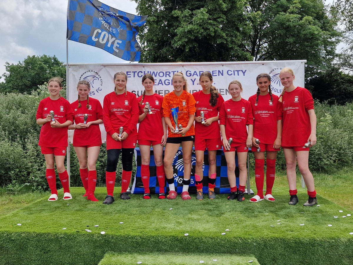 Congratulations to The Dragons who managed to find a way again today at an excellently organised <a href="/LGCEaglesFC/">Letchworth GC Eagles</a> tournament. 

#WeAreBedwellRangers