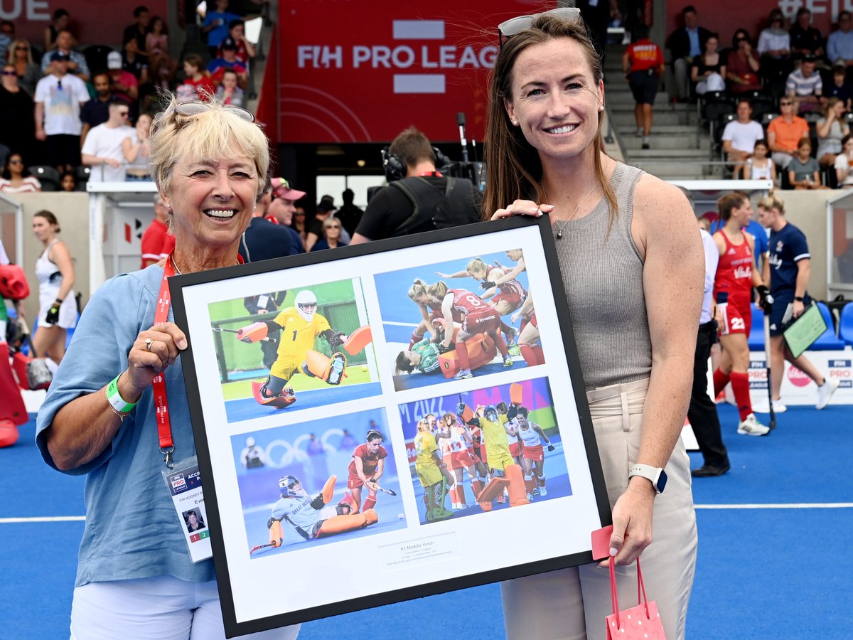 During half-time we celebrated an incredible career with GB and England Hockey great @MaddieHinch. Enjoy your retirement 😊