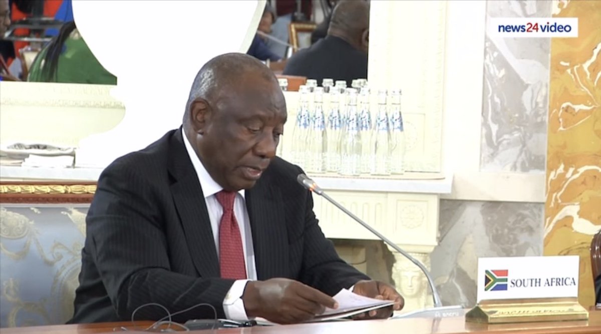 South Africa President Ramaphosa yesterday proposed 10-point peace plan for Russia and Ukraine. I listened to this plan today and surprisingly it has many pro-Ukrainian items. Both 🇺🇦 and 🇷🇺 have also put forward conditions for negotiations. What are they? 1/