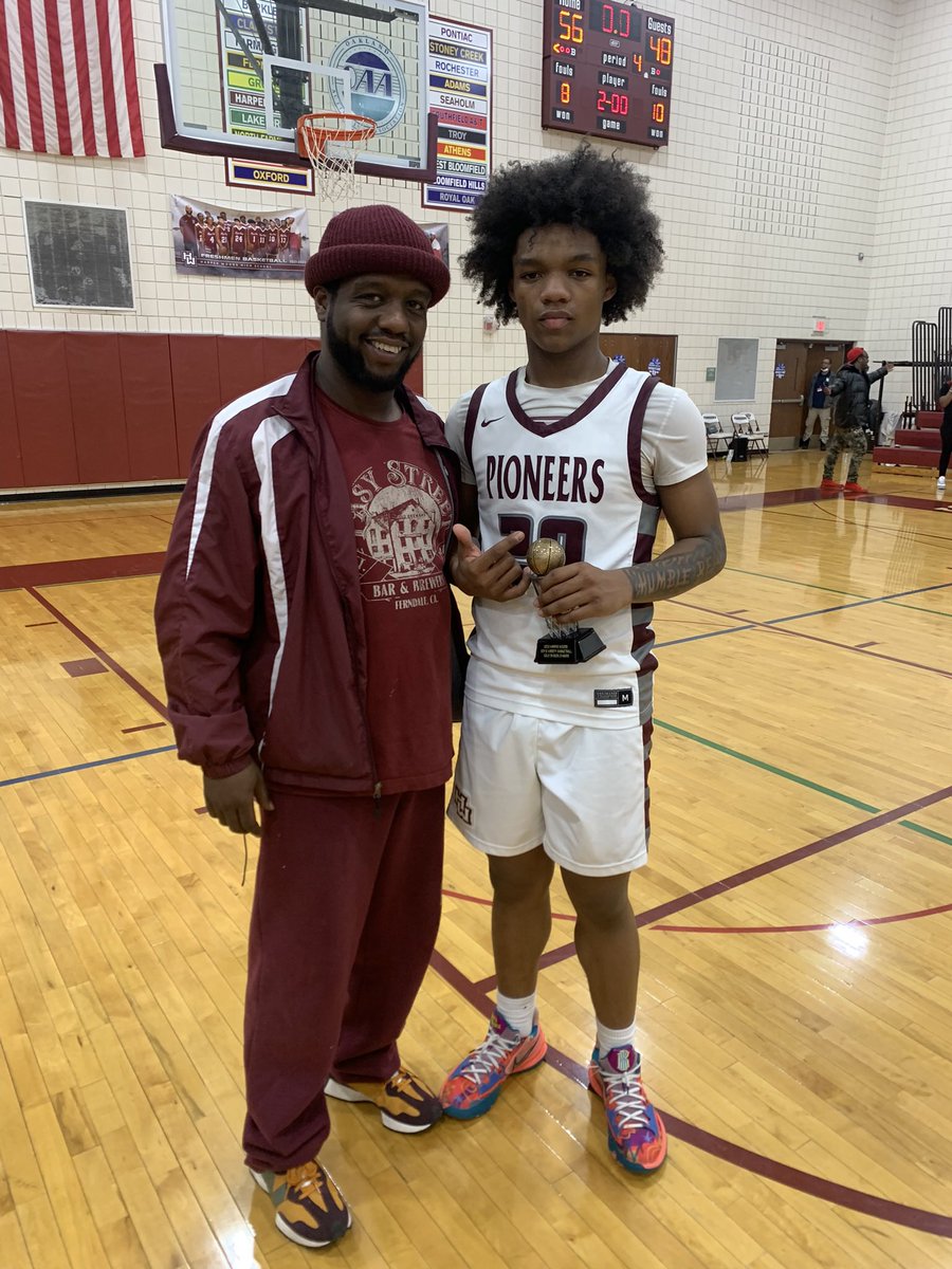 Happy Fathers Day to my right hand and back bone thank you for everything 🖤