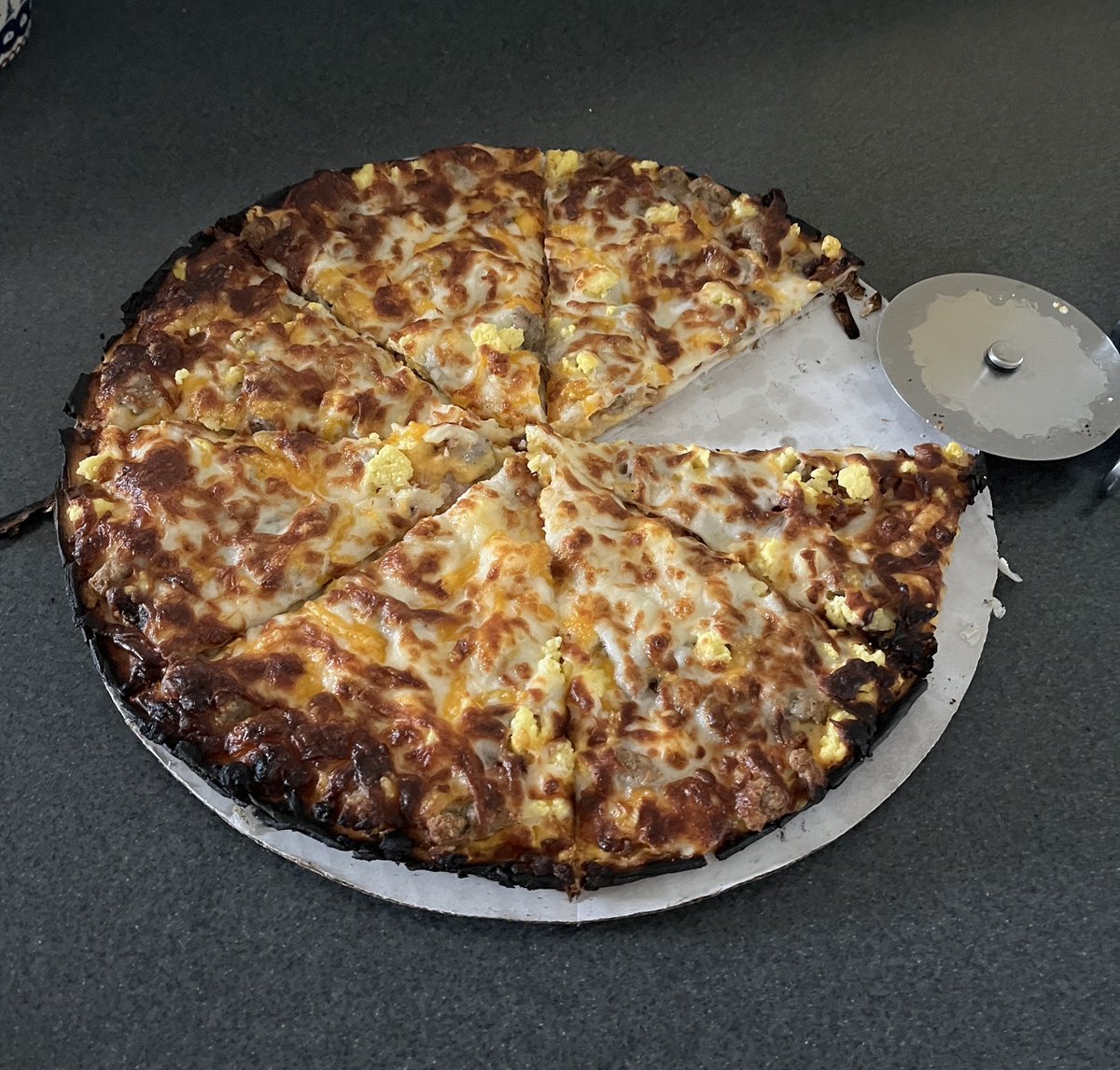 woodified's tweet photo. Thanks to @7thavenuepizza for the breakfast pizza drop off this morning. Great way to start Father’s Day! https://t.co/3SrA6ekkdc