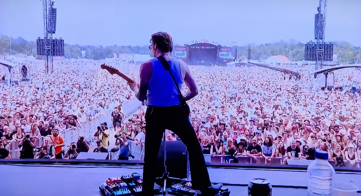 JWRijnbeek's tweet photo. #pinkpop2023 @Di_rectMusic gewoon de beste live band van Nederland https://t.co/jYS3VJJ3Ws