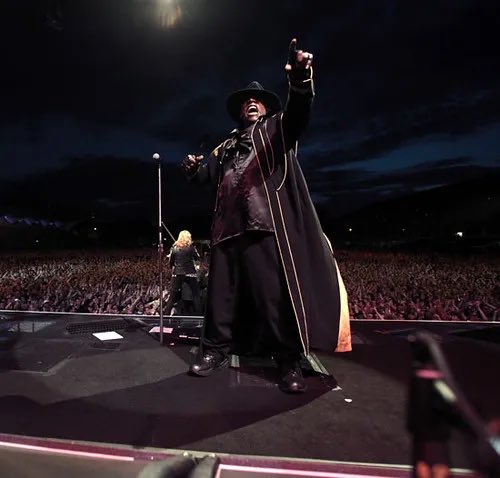 PicsBruce's tweet photo. 12 years have passed since Clarence Clemons left this world. We miss you everyday, Big Man https://t.co/maNhUnWmIC