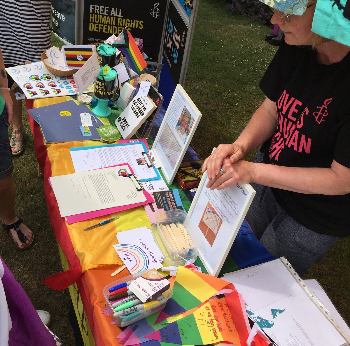 AmnestyExeter's tweet photo. Exeter Amnesty Group had a great time at Exmouth Pride, supporting trans-rights in Paraguay, Pride events in Turkiye and LGBTI rights in Uganda. #ExmouthPride #istanbulpride #exeteramnesty #protecttheprotest @aforgutu #amnestytürkiye https://t.co/fBUmNvCmqR
