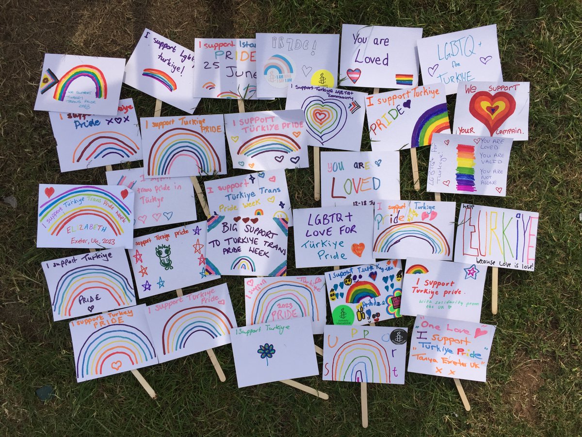 Exeter Amnesty Group had a great time at Exmouth Pride, supporting trans-rights in Paraguay, Pride events in Turkiye and LGBTI rights in Uganda. #ExmouthPride #istanbulpride #exeteramnesty #protecttheprotest <a href="/aforgutu/">Amnesty Türkiye</a> #amnestytürkiye