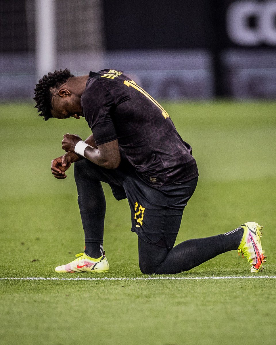 vinijr's tweet image. No to racism ✊🏿