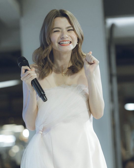 sthe on Twitter: "por ela, smp."