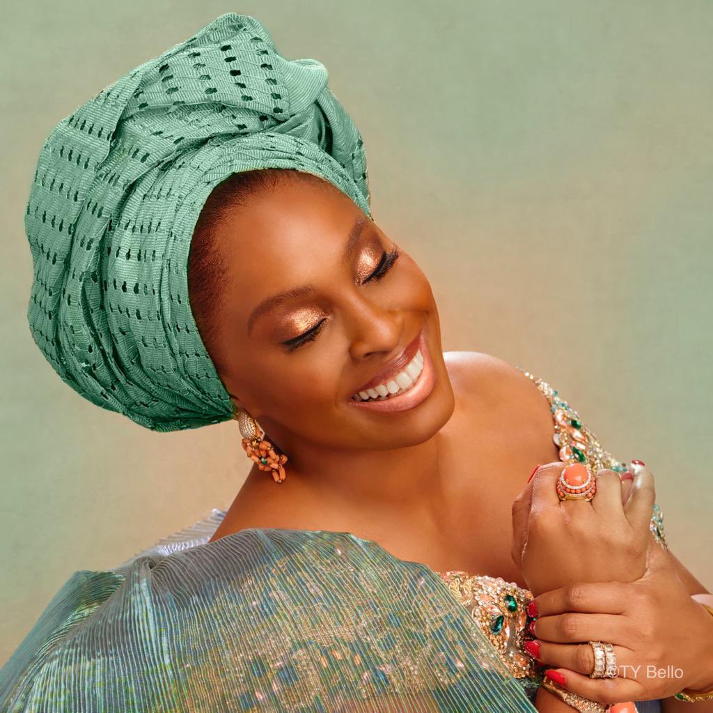 sadeowoseje's tweet photo. Still celebrating 🥳 OA’ the great’#OAfiftyshadesofjoy https://t.co/GNuyp5IE6d