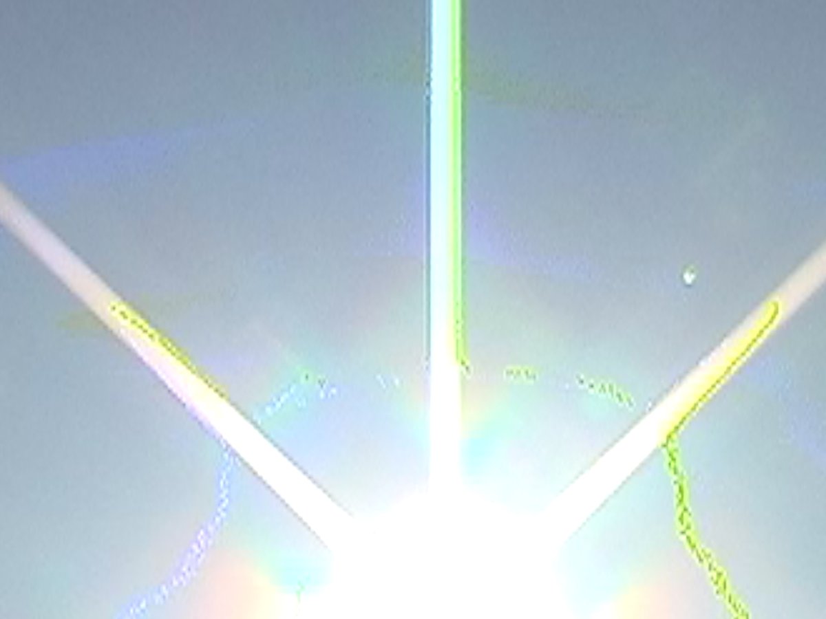 🌞 Sunscreen 🌞 is just around the corner! Jon us on Wed 21 June, 7-9pm for a midsummer celebration showcasing films, performances and sound by the members of the LUX Critical Forum London 22/23 

Book: lux.org.uk/event/sunscree…