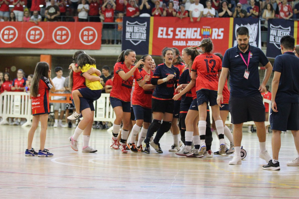 Futsal_Mataro's tweet photo. ♥🐗 https://t.co/LCRHeiJup1