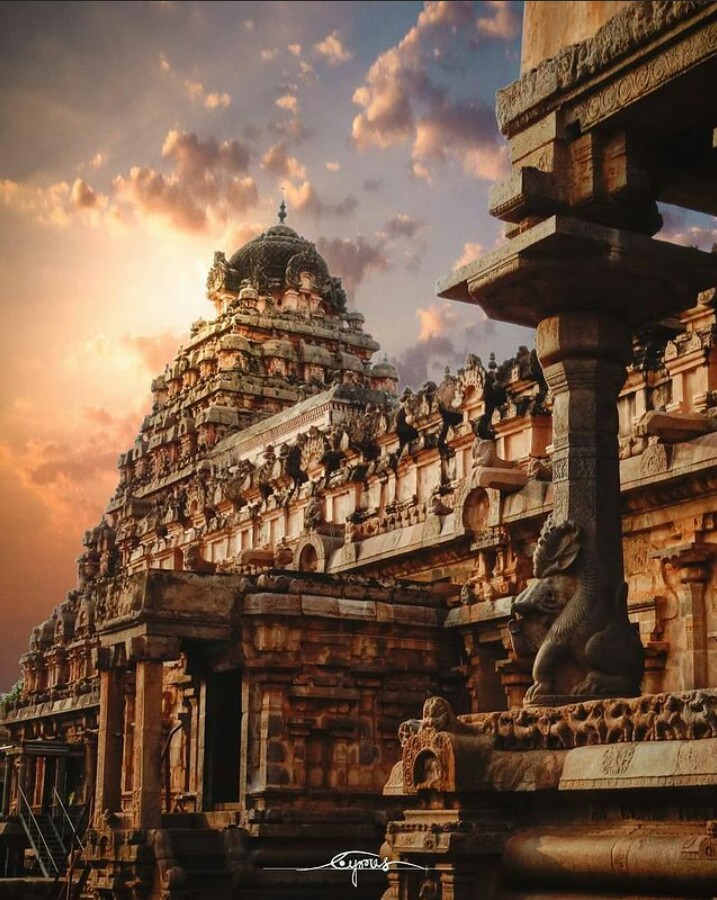 Drop a picture of temple from your gallery 🚩