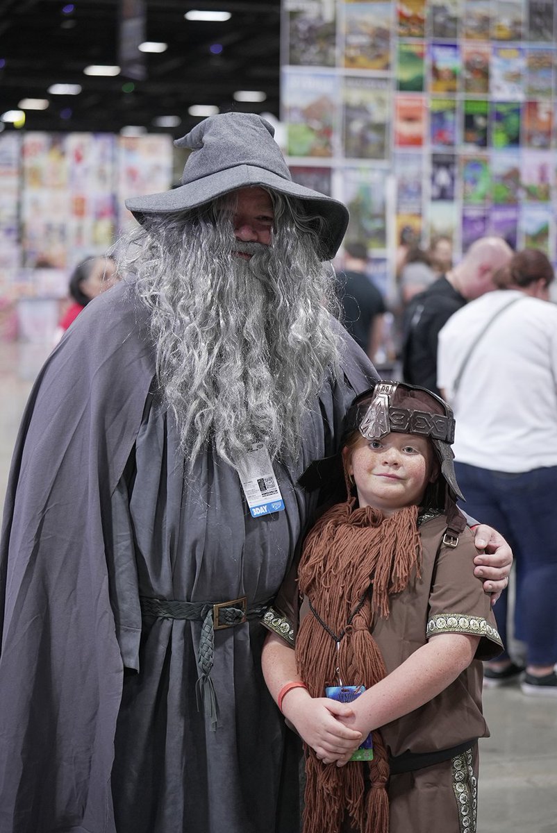 AwesomeCon's tweet photo. 🦸♂️ Wishing a VERY happy Father's Day to the all SUPER DADS out there! Share your best DAD photos today and tag us! #10YearsofAwesome https://t.co/eGrKAMdLEp