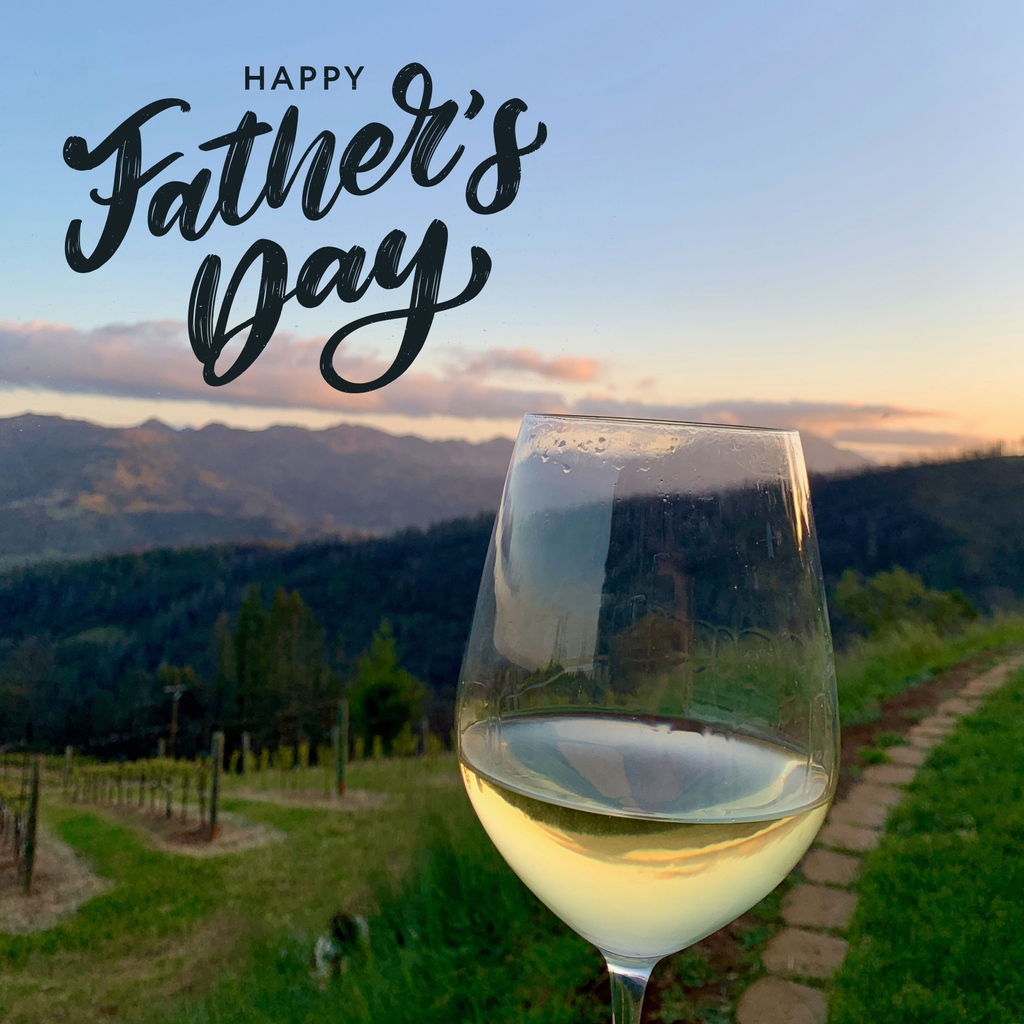 Happy Father's Day to all the dads and father figures out there! We are raising a toast to you and all that you do! ⁠
⁠

#fathersday2023 #napa #sthelena #fathersday #sundaysunsets  #wine #happyfathersday