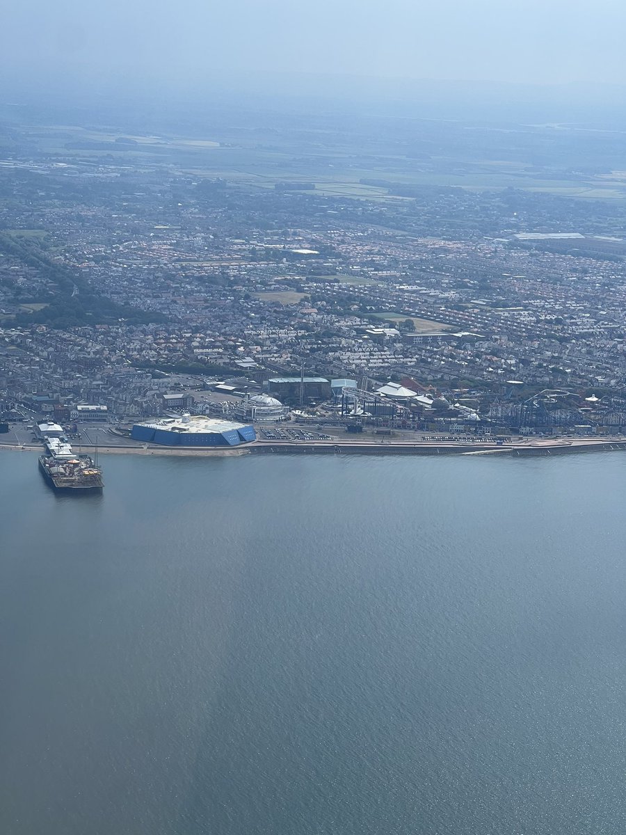 drfaisalakhtar's tweet image. Well, hello #Blackpool , not bad for first cross country flight ✈️😍
#alhamdulillah