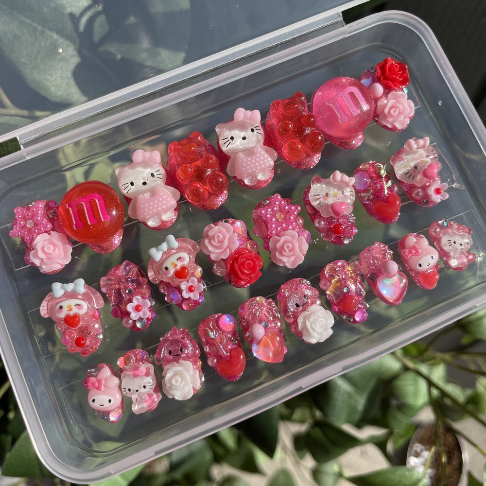trashnails's tweet photo. kawaii pink  🎀 26 pieces (all sizes) no sizing needed set~ created on Short round gel-x tips. available at https://t.co/1upRKJMD4E 💞

#nails #nailart #pressons #pressonnails https://t.co/UmFqkGsj10