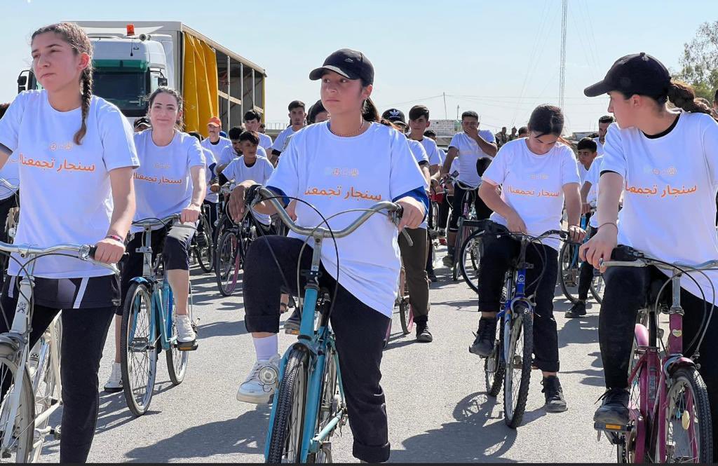 UNFPAIraq's tweet photo. 🚴♀️🚴♂️ @UNFPA & #MoDM organized a bike marathon in Sinjar that brought together 100+ 👧🏻🧑🏻 breaking barriers, fostering peace & building strong communities through sports!🏆
Sports unite people, celebrate the spirit of inclusivity, equality, & teamwork & transcend differences. https://t.co/TQ9NnrVU9b