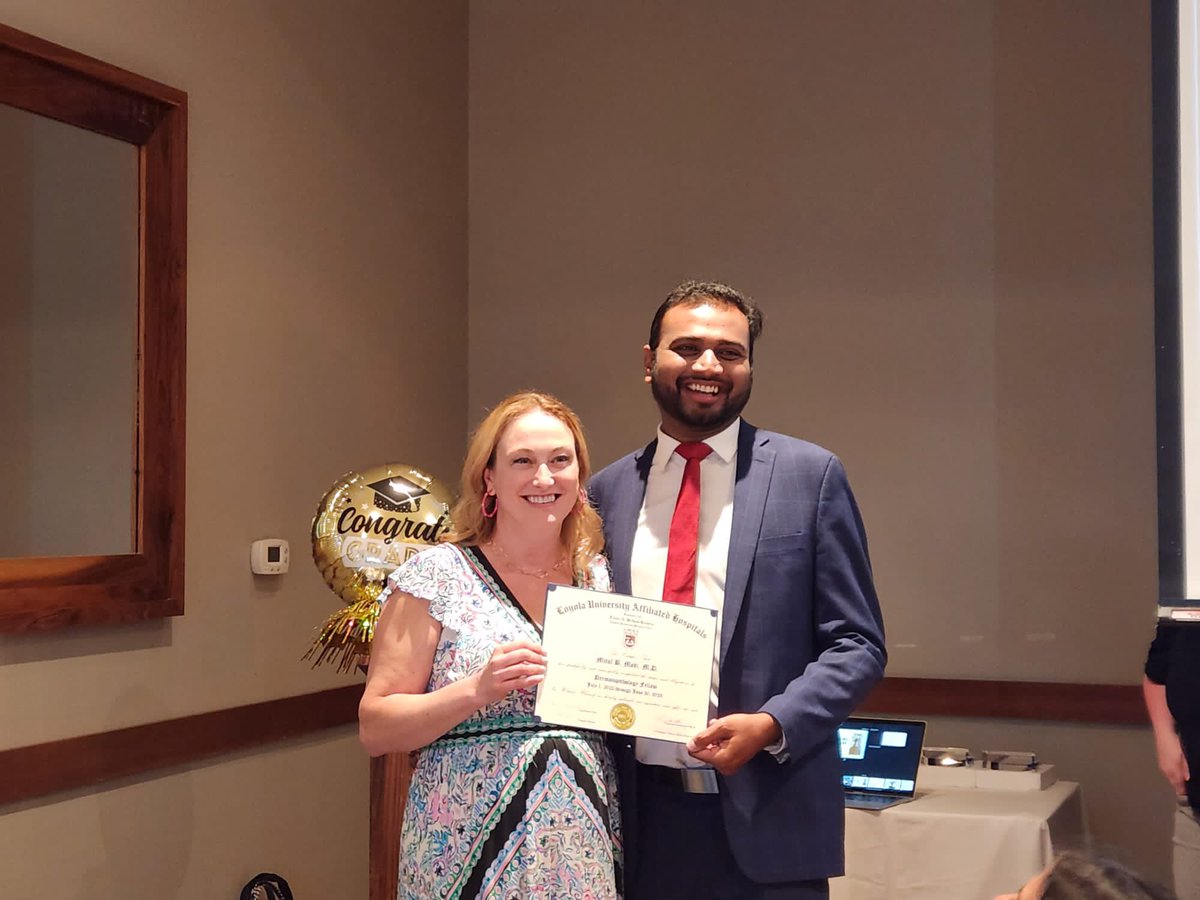 MitulModiMD's tweet photo. And that’s a wrap! I am officially a #Dermatopathologist !! It’s a journey 😎and I am fortunate! Special shoutout 🙏 to my family, friends and mentors for their stellar support! Cheers!❤️💃#LoyolaPathology #LoyolaDermatology #dermpath #dermtwitter #PathTwitter https://t.co/NvTItuGySa
