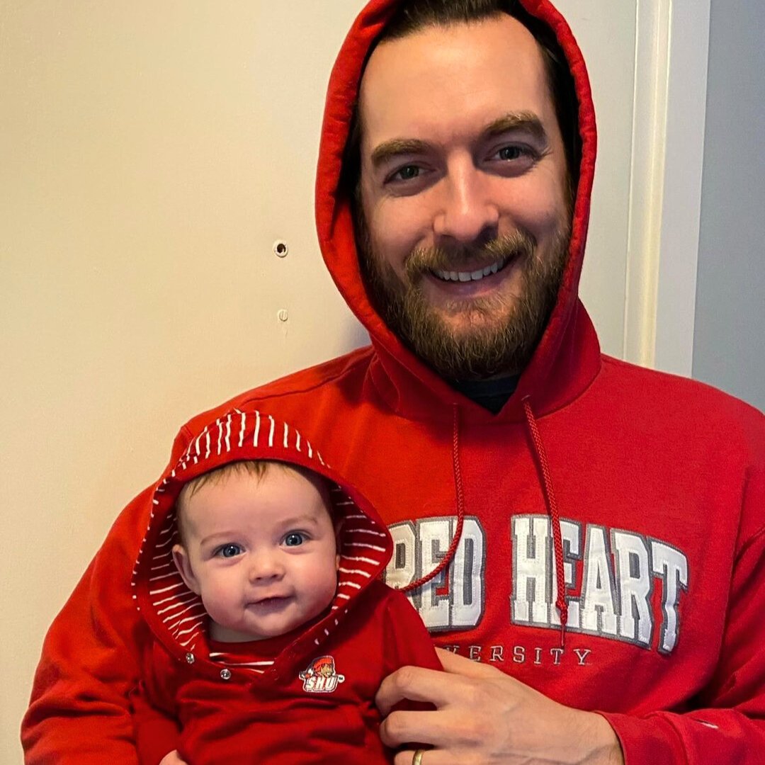 Happy Father's Day to all our #SHUAlumni Dads today! 

📸: Tim Piro '04