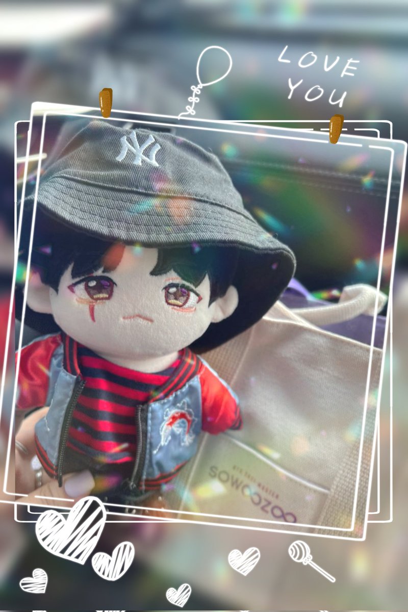 tokyoalicia's tweet photo. Mini Agust D going to meet the real Agust D! 🥰 Thank you for the awesome concert Yoongi! Hope to see you and the BTS members in Singapore again soon!!!
#btsdollcomm #AgustD_SUGA_Tour_in_Singapore https://t.co/jFKUtgARWB