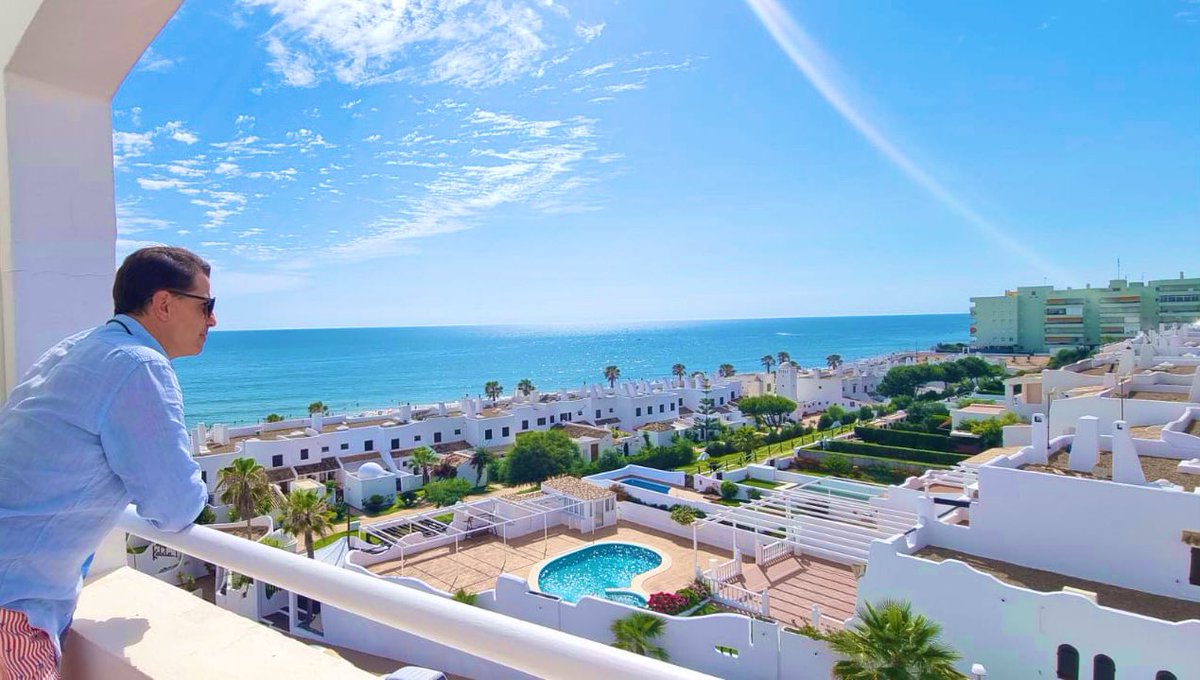 cortesserra's tweet image. Igualadlo!! 

#10minutos 😉