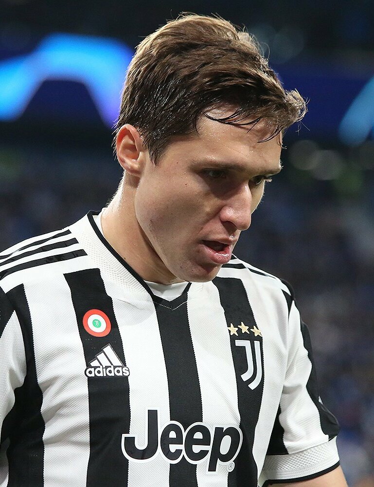 Beppepapa's tweet photo. Chi spiega a Max #Allegri che #Chiesa é un'ala? @juventusfc #Juventus https://t.co/KOY8Vteoee