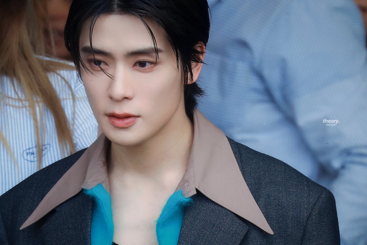 230618  

#재현 
#JAEHYUN 
#PradaSS24 
#PradaSS24xJaehyun