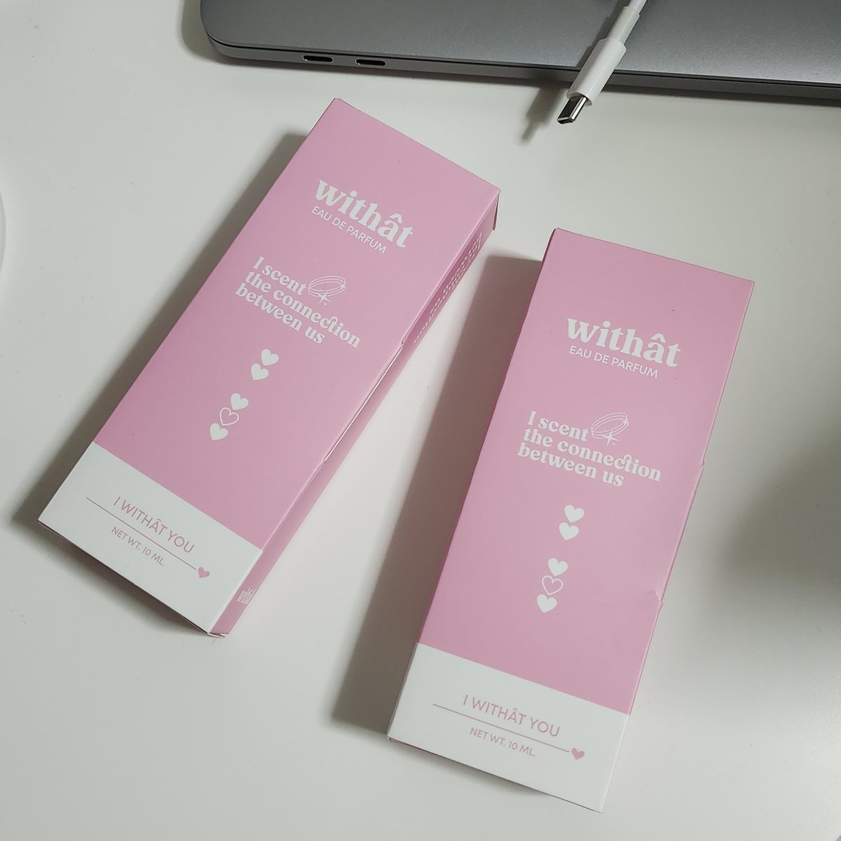 mypeachpudding's tweet photo. ส่งต่อน้ำหอม withat กลิ่น 01 03 ค่ะ ฉีดทดลองกลิ่นไป 1 ฟุ้ด 
ขวดละ 160 รวมส่ง / รับทั้งสอง 300 ถ้วนค้าบ
#ส่งต่อน้ำหอม #น้ำหอมwithat #น้ำหอมพร้อมส่ง https://t.co/LzajJS08i2