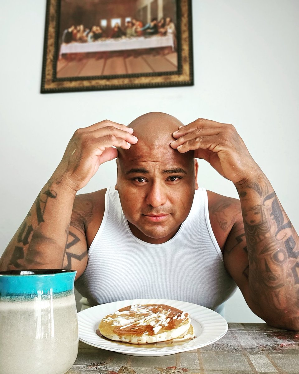 INDIOMTY83's tweet photo. A DESAYUNAR ALGO LIJERO. https://t.co/QwQCvfUhEW