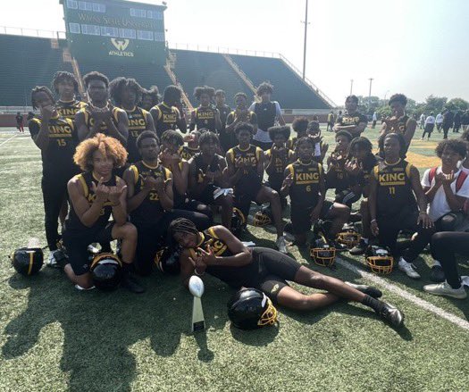 TheD_Zone's tweet photo. Detroit King and Harper Woods each won the Wayne State 7on7 Tournament https://t.co/WJyIVEnRgk
