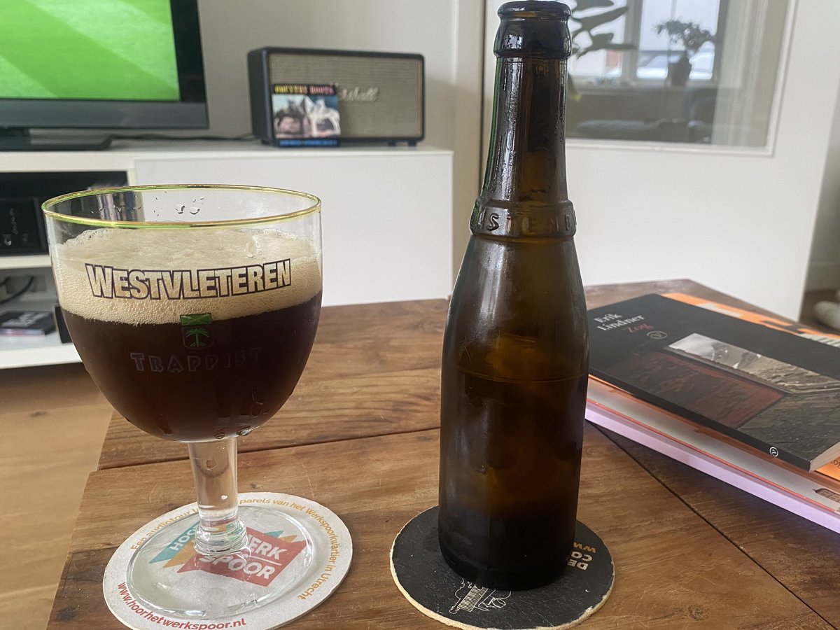 Vanwege woekerprijzen brengen de monniken van Sint-Sixtus hun befaamde #Westvleteren zelf op de markt. Ik betaalde 9,99 bij mijn slijter voor deze zondagse traktatie. Is dat een gangbare prijs? Dan rijd ik liever naar ze toe.