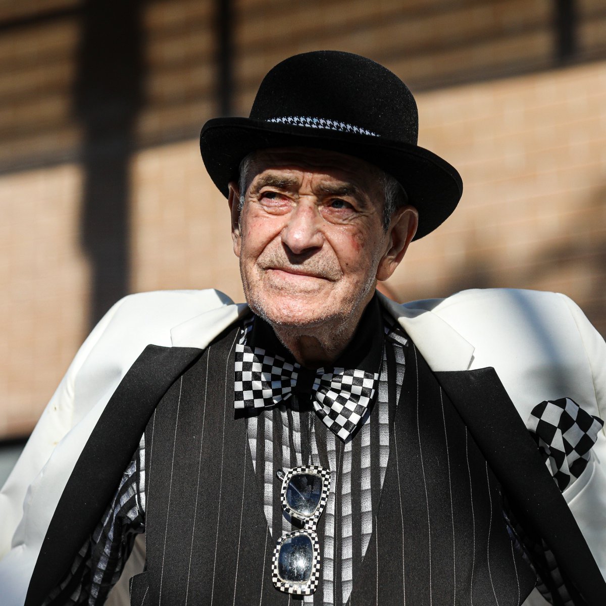 boavistaoficial's tweet photo. É com profunda tristeza e sentimento de enorme pesar que o Boavista informa sobre o falecimento de Manuel do Laço, sócio n.º 14 e figura histórica e carismática do nosso clube.

Manuel do Laço nunca deixará de habitar nos nossos corações.

Até sempre, Manuel do Laço! https://t.co/uPqZR9fwGA