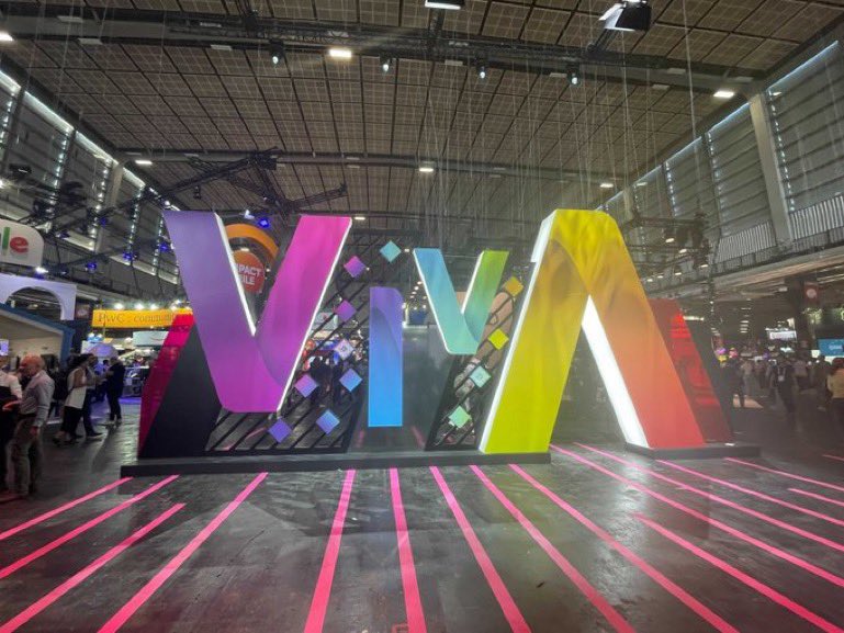 🚀#VivaTech2023🚀

💜Un très grand Bravo à tous les Géants de la #Tech &amp; de l’#innovation que vous êtes🫶🏻

🩵Merci pour votre créativité, votre ingéniosité, vos élans de générosité, votre fun &amp; bien + encore🫶🏻

Une édition #VivaTech en or🏆
Thank You all <a href="/VivaTech/">Viva Technology</a> ! #TechForGood