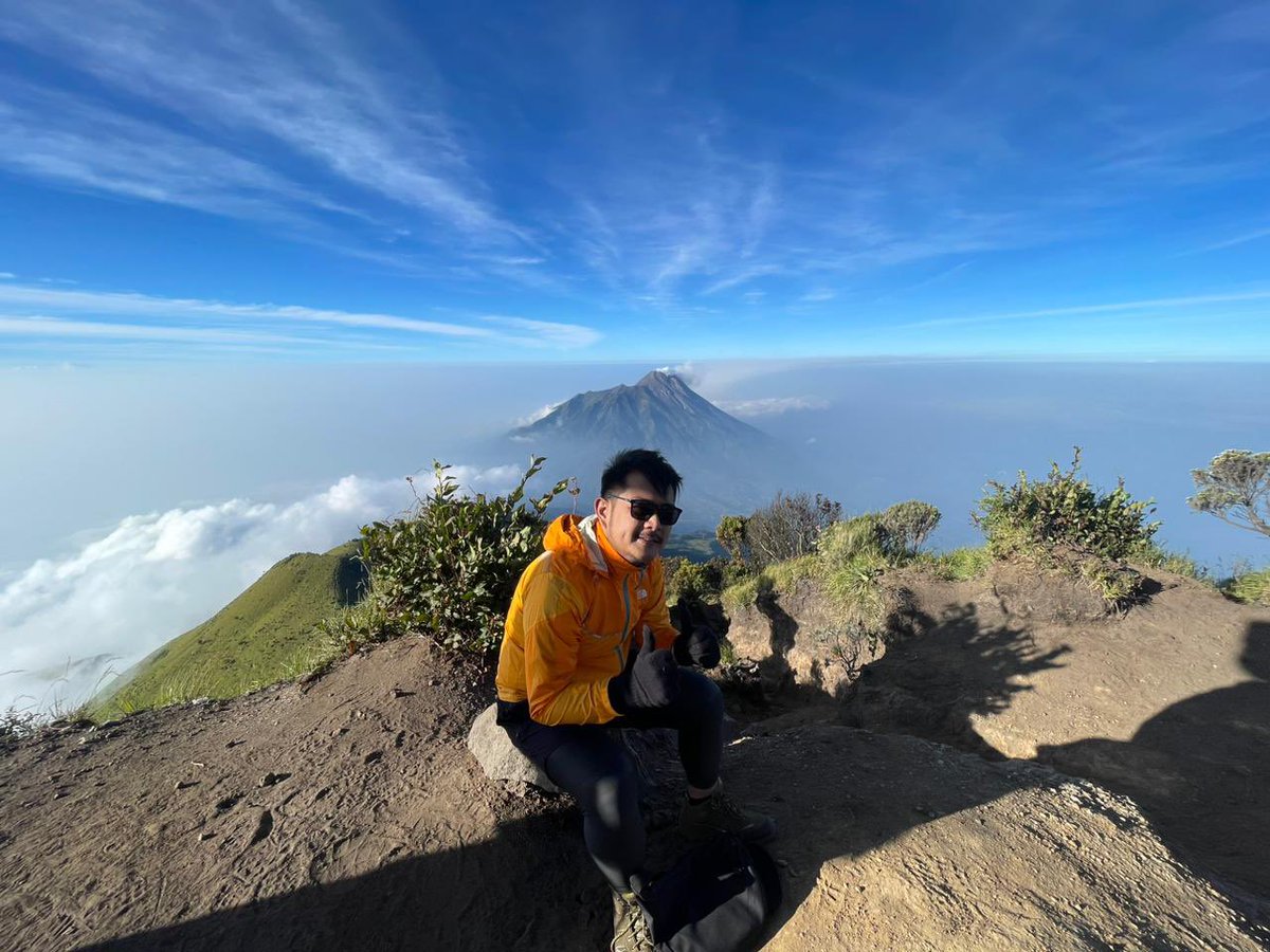 topanRH's tweet photo. Merbabu tak pernah ingkar janji, someday i will be back. https://t.co/AVZEOMZNaC