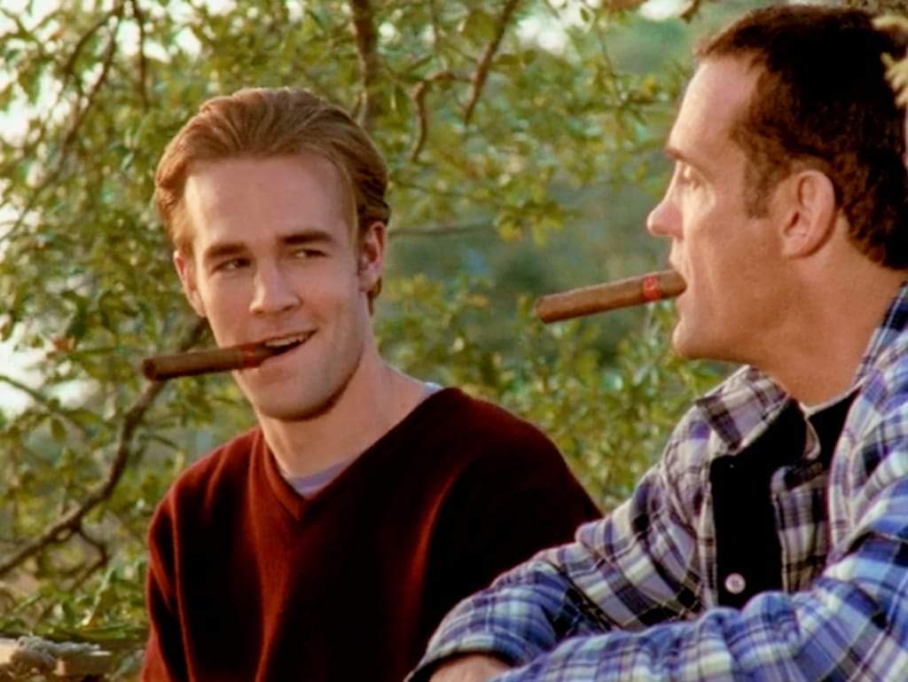 Happy #Sunday Creek Talkers! And Happy #FathersDay to all the dads (and daddies 😉) out there! 😘

💥Click our LinkTree in our Bio to DOWNLOAD our latest episode featuring our Very First #Patreon recap!

#DawsonsCreek #JamesVanDerBeek #the90s #90sTV #Nostalgia #CreekTalkPodcast