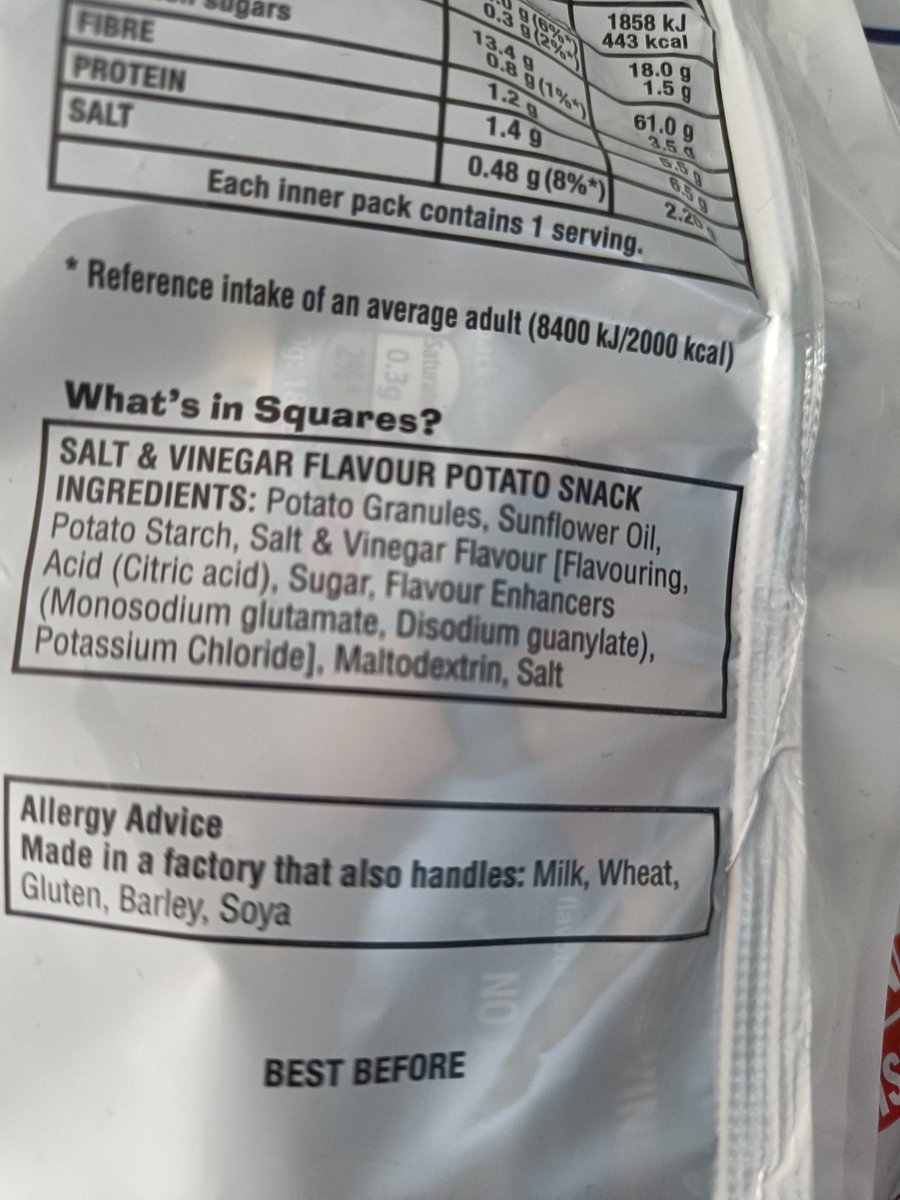 ashbooth_'s tweet photo. @walkers_crisps are Squares a corn snack or a potato snack?? https://t.co/b4BkVvWxaK