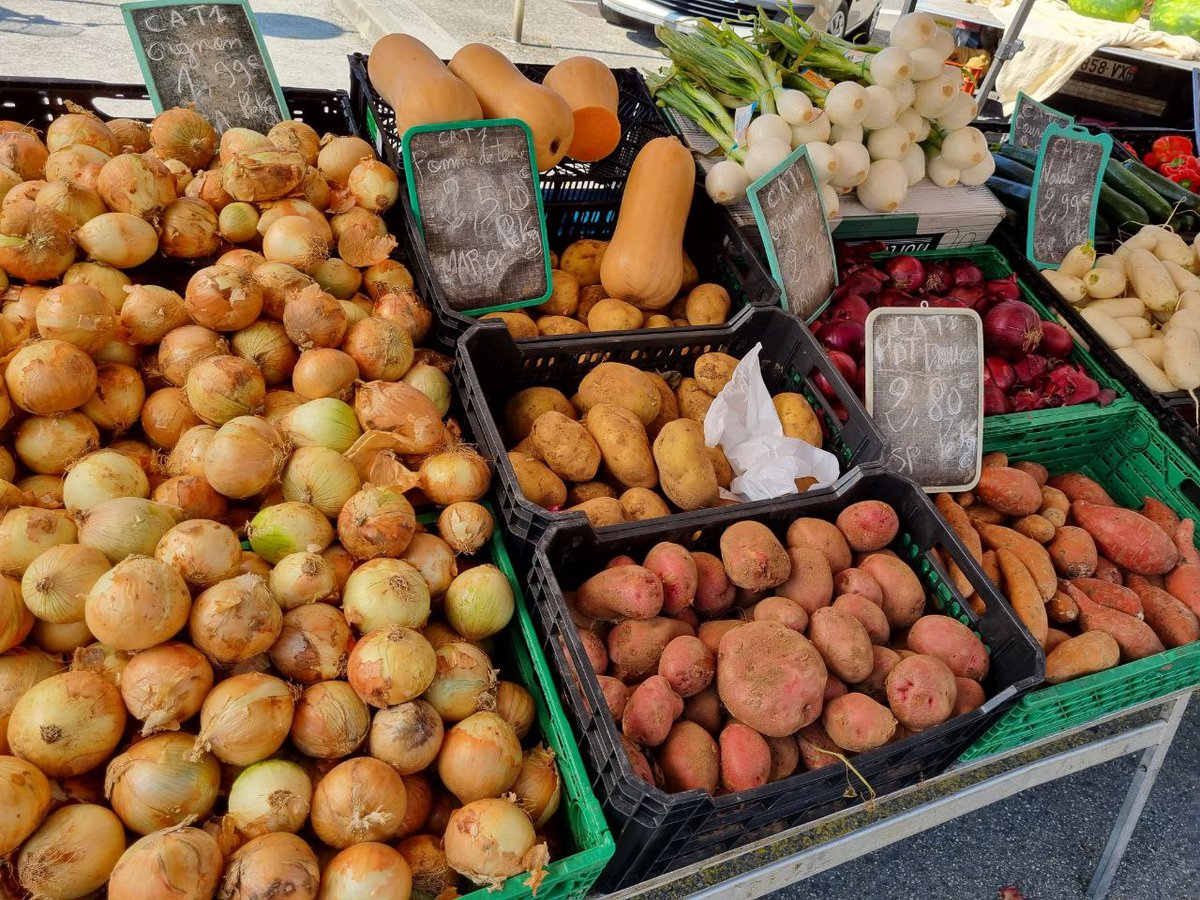 RenaissanceCarc's tweet photo. Retour du marché alimentaire du samedi en Coeur de ville ?
Samedi 17 Juin 2023 les maraîchers sont toujours en colère, ils font signé une pétition , ils ne veulent pas retourner dans les rues de la ville
#carcassonne #MarchéDeProducteurs #marché #marchelocal #lemarché #maraicher https://t.co/MzrhC7lJmd
