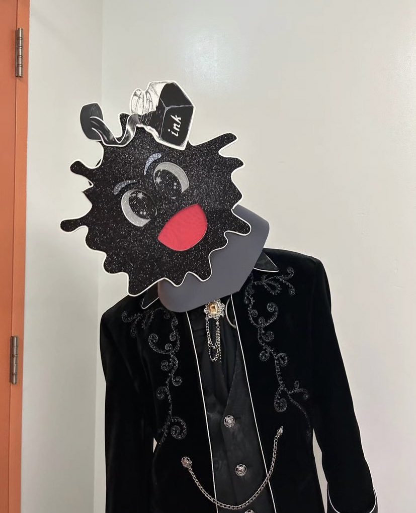 straykids_italy's tweet image. [Foto] 230618

Aggiornamento Instagram di @/realstraykids 
#Seungmin: "Chi è Ink?
#KingOfMaskedSinger #Seungstagram"