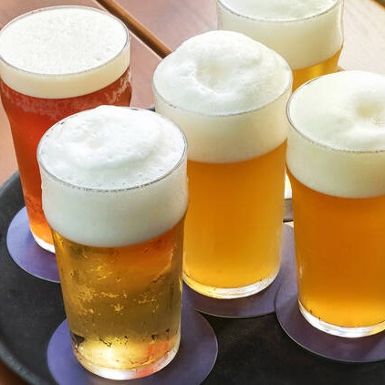HamptonInnNH's tweet photo. Hip, hip, hooray! It's Father's Day! Let's raise a glass to all the amazing Dads out there. Here's to you! https://t.co/Bff6PnMzIs