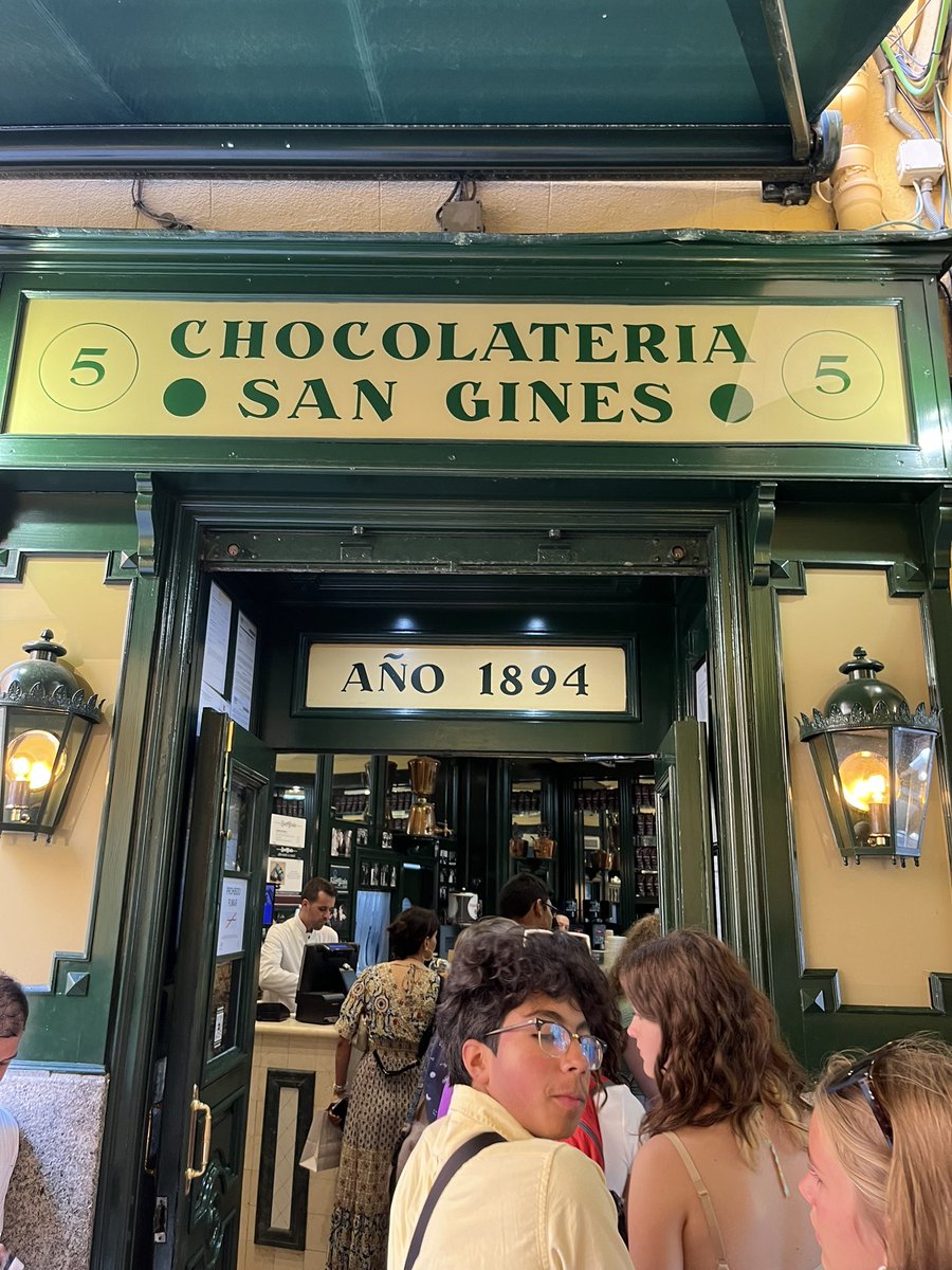 #TWSSpain23 Happy Father’s Day! We had a walking tour of Madrid that included getting churros at one of the most famous chocolaterías in Madrid!