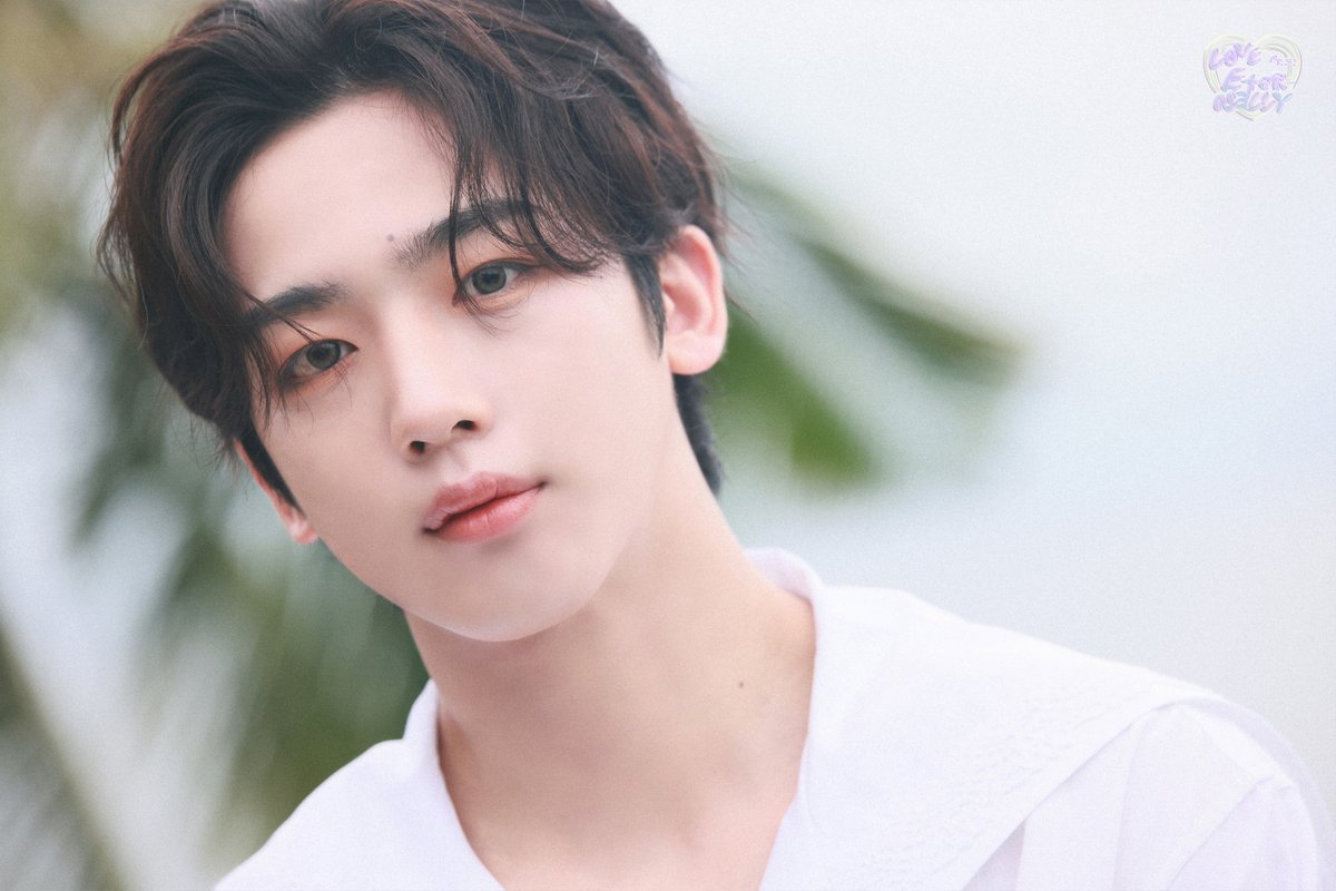 WEi__Official's tweet photo. 위아이(WEi)

6th Mini Album
[Love Pt.3 : Eternally]

CONCEPT PHOTO 'Eternal love' A

2023.06.29 6PM (KST)

#위아이 #WEi
#김요한 #KIMYOHAN
#Eternally #질주 #OVERDRIVE https://t.co/rIA5J8avz3