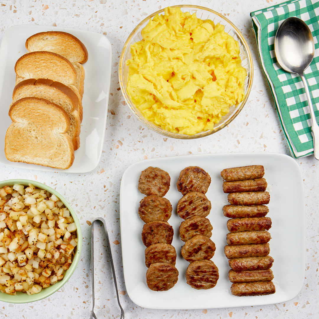 Happy #FathersDay! Today, treat #Dad to a mouthwatering #breakfast feast that will have him smiling from ear to ear. With our wide offering of breakfast staples, you can create a breakfast spread that the whole family will enjoy. 🍳 🍞