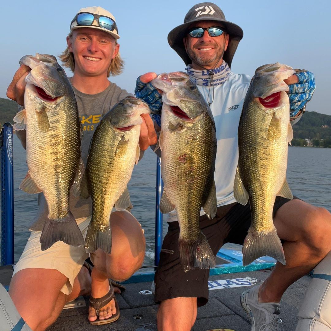 MajorLeagueFish's tweet photo. Here's to all the dads who raised us right! Happy Father's Day!

#HappyFathersDay #Raisingemright #fishingfamilies 
@theRandyHowell https://t.co/Pxpb58Qlm3