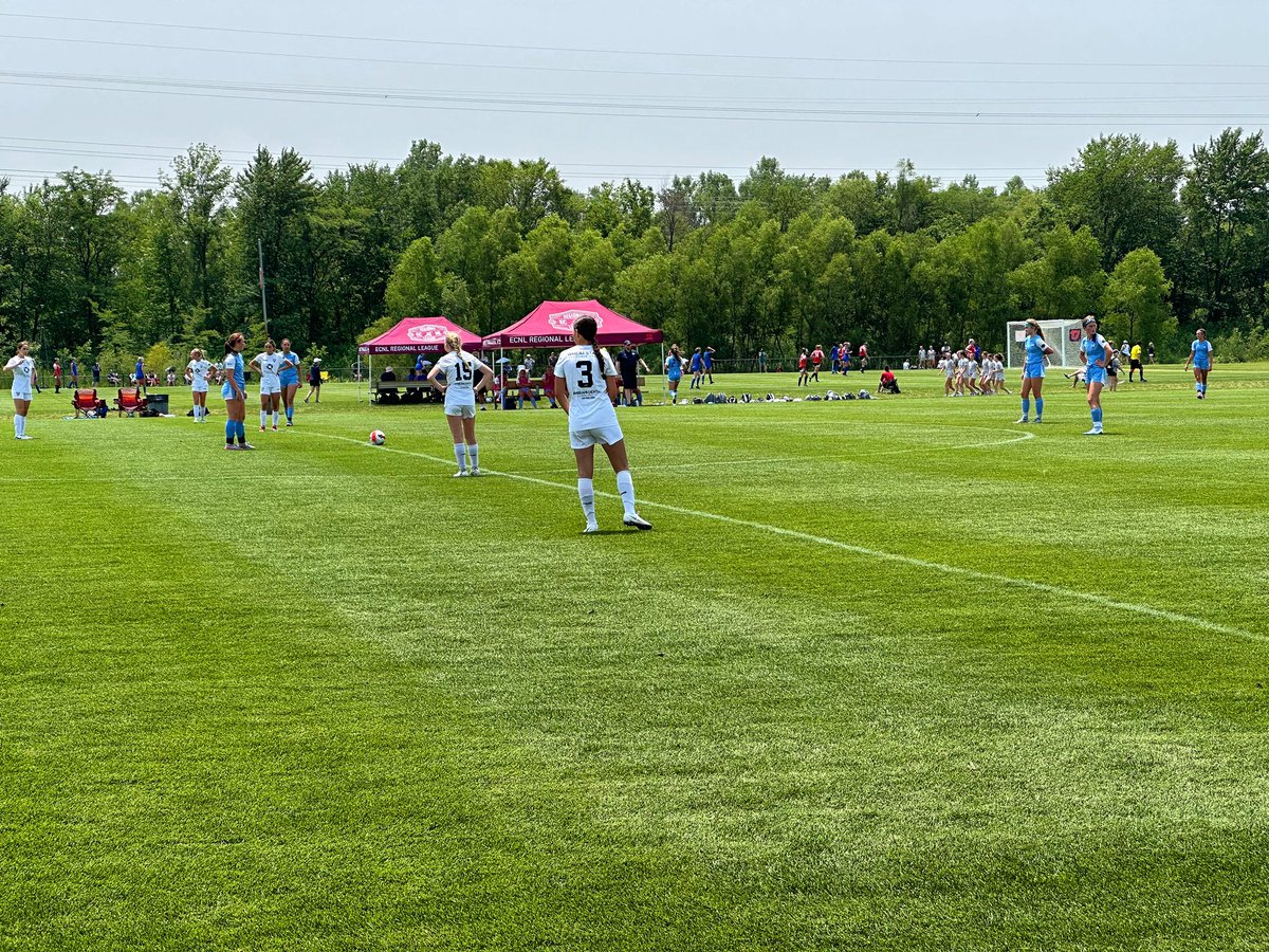 PatriotsWSocc's tweet photo. The final day of scouting in St. Louis! Happy Father's Day to all of the Dad's who received major sunburns this weekend. https://t.co/t799AcPj7d