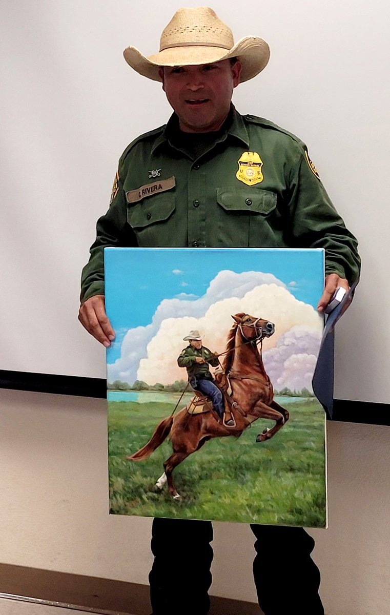 USBPChiefDRT's tweet photo. The Del Rio Sector Horse Patrol Unit recognized several of their agents for their dedication as they completed time in service milestones. The unit also honored their fallen partner JACE, the first USBP service horse to have died in the line of duty last year. https://t.co/W3ZxspJrhk