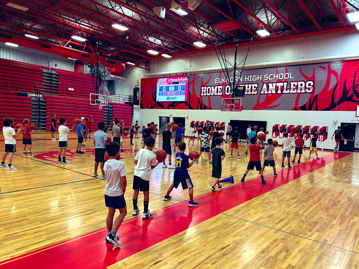 antlerbball's tweet photo. It was so much fun hosting our youth basketball camp this week!  Excited to get future Antlers in the gym, they had fun and got better.  We are already looking forward to next year!!
#Antlersup https://t.co/xhMWNT6Aw3