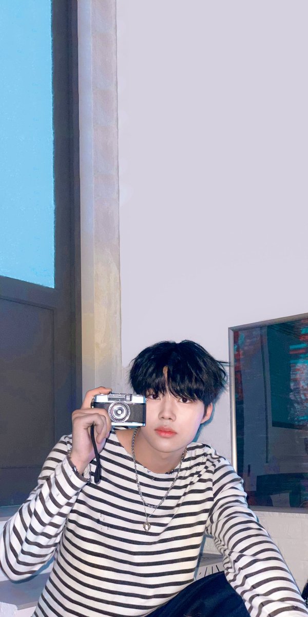 zeroscreens's tweet photo. [#GYUVIN &amp; #GUNWOOK] Twitter &amp; Weibo update wallpaper/Lockscreen 📸 https://t.co/PJj03VpcEw