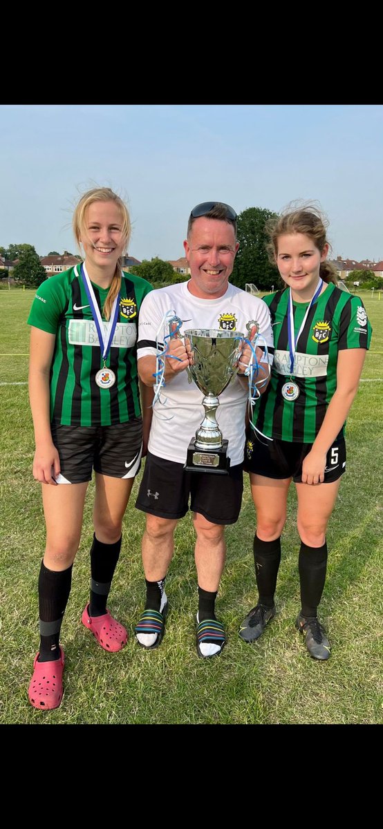 Congratulations to our GU15 Albion team who won the Wealdstone FC Youth Girls Tournament yesterday!
Thanks to Wealdstone for hosting a great tournament and to our amazing and dedicated volunteer coaches! <a href="/wealdstoneyouth/">Wealdstone FC Youth</a> <a href="/BroomwoodFC/">BroomwoodFC</a>