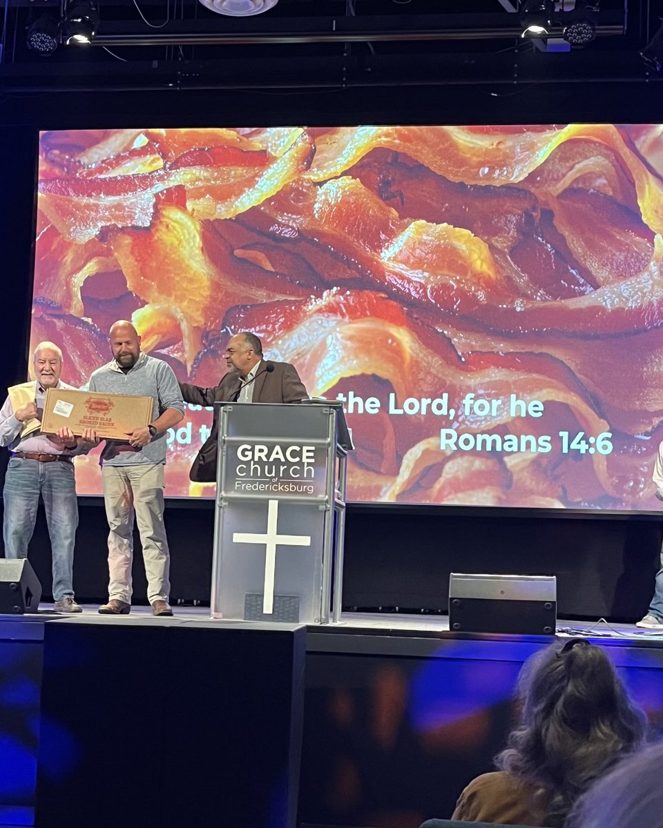 revmahoney's tweet photo. I bet your church didn’t give out 10 pounds of bacon at their service this morning during a special Father’s Day raffle! #MineDid #HappyFathersDay #MmmmBacon https://t.co/AhuwjPfncy